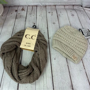 NWT Boutique C.C. kids taupe infinity scarf and beige messy bun beanie tail